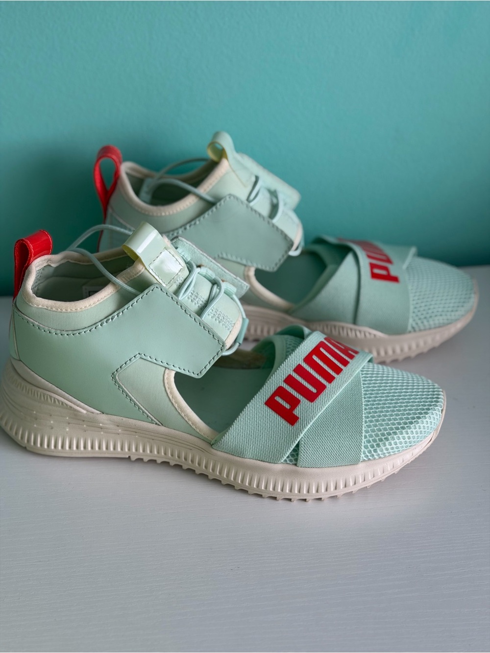 Puma Fenty Avid Sneakers Sandals Size 8 Mint Orange